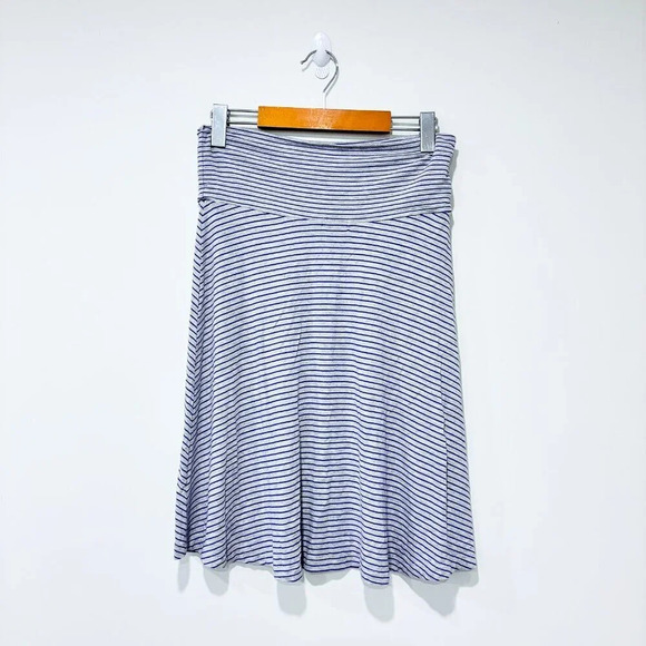 ๐5/40$ ๐ GAP Purple & Grey Striped Skirt | Small โข - Picture 5 of 6